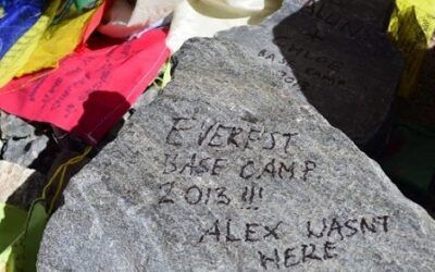 Graffitis en el Monte Everest